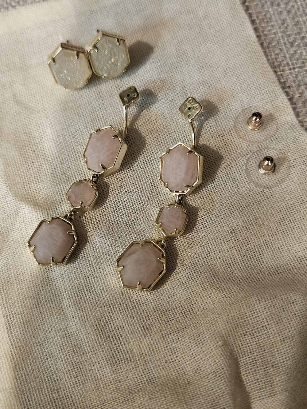Kendra Scott Color Bar Ruthie Earrings - Picture 5 of 6
